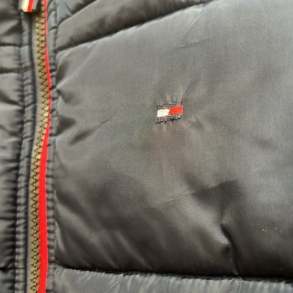 TH boy puffer coat - Picture 3 of 9